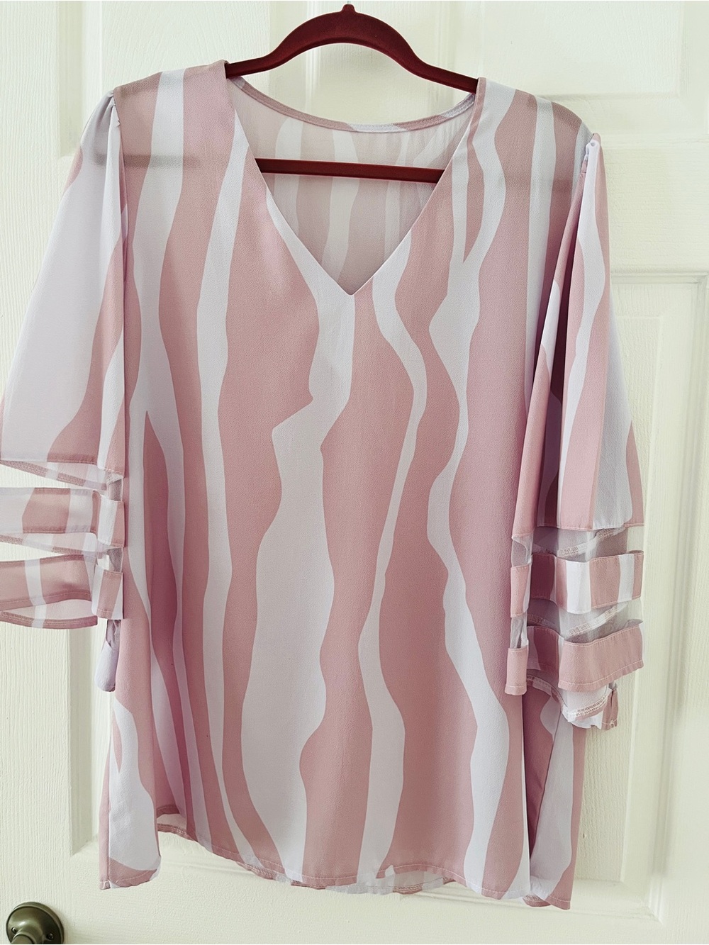 Pink & White Wavy Stripe V-Neck Blouse